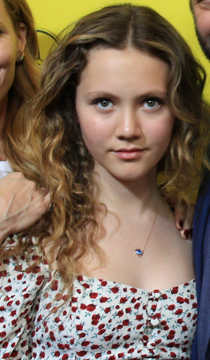 Iris Apatow: Bio And Career Highlights Iris Apatow: Bio And Career Highlights