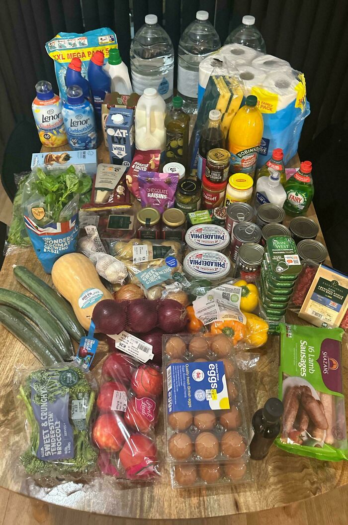 72 People Show How Much Groceries Cost In 2026 Where They Live And It’s Pretty Bad (New Pics) 72 People Show How Much Groceries Cost In 2026 Where They Live And It’s Pretty Bad (New Pics)