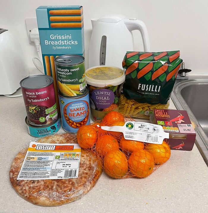 72 People Show How Much Groceries Cost In 2026 Where They Live And It’s Pretty Bad (New Pics) 72 People Show How Much Groceries Cost In 2026 Where They Live And It’s Pretty Bad (New Pics)