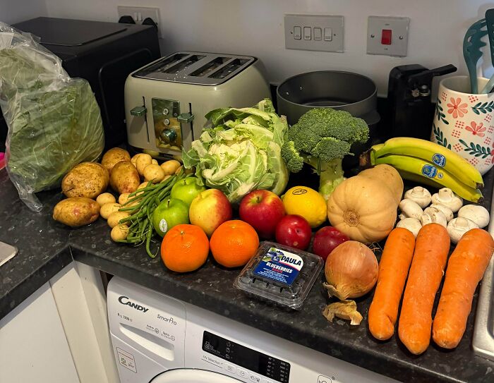 72 People Show How Much Groceries Cost In 2026 Where They Live And It’s Pretty Bad (New Pics) 72 People Show How Much Groceries Cost In 2026 Where They Live And It’s Pretty Bad (New Pics)