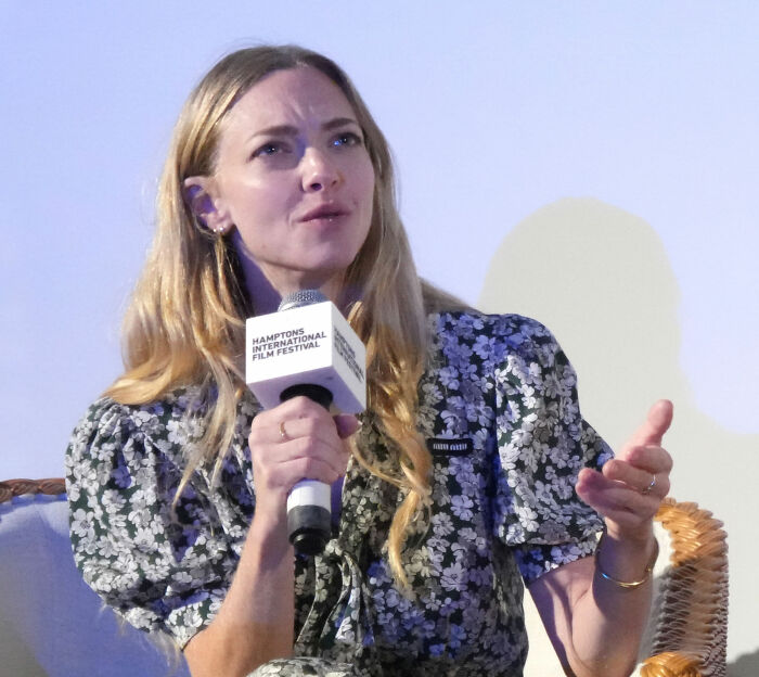 Hollywood Actress Reveals “Uncomfortable” Reason She Turned Down TV Show With Lots Of Steamy Scenes