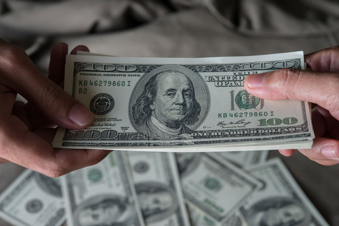 Middle School’s Extremely Honest Fundraiser Has Parents Laughing And Breathing A Sigh Of Relief Middle School’s Extremely Honest Fundraiser Has Parents Laughing And Breathing A Sigh Of Relief
