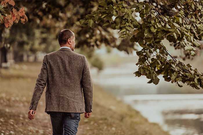 Desperate Woman Shares How Becoming A Tradwife Led Her To Being Alone With Five Kids And Three Jobs Desperate Woman Shares How Becoming A Tradwife Led Her To Being Alone With Five Kids And Three Jobs
