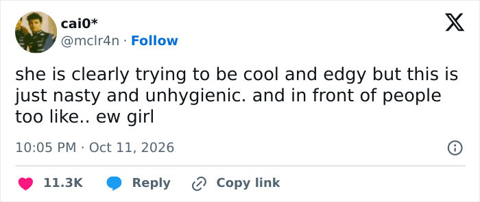 Pop Star Blasted For Seemingly “Unhygienic” Move On Stage, As Fans Drag Taylor Swift Into The Conversation Pop Star Blasted For Seemingly “Unhygienic” Move On Stage, As Fans Drag Taylor Swift Into The Conversation