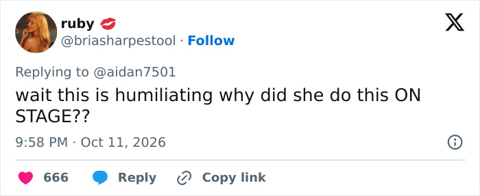 Pop Star Blasted For Seemingly “Unhygienic” Move On Stage, As Fans Drag Taylor Swift Into The Conversation Pop Star Blasted For Seemingly “Unhygienic” Move On Stage, As Fans Drag Taylor Swift Into The Conversation
