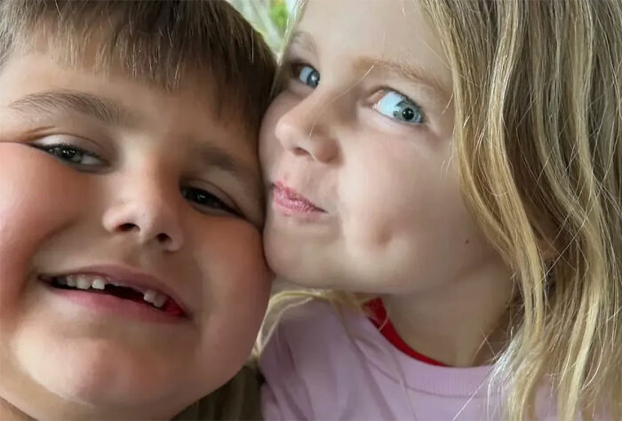Mom Picking Up Her 2 Children From Dad’s Home Makes Horrific Discovery Upon Finding Front Door Open