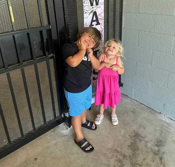 Mom Picking Up Her 2 Children From Dad’s Home Makes Horrific Discovery Upon Finding Front Door Open