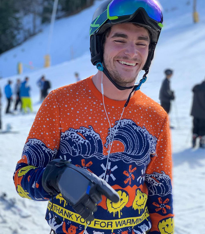 Hollywood Mourns ‘Breaking Bad’ Star RJ Mitte, Who Has Tragically Lost His Life At 34, As Fresh Details Emerge Hollywood Mourns ‘Breaking Bad’ Star RJ Mitte, Who Has Tragically Lost His Life At 34, As Fresh Details Emerge
