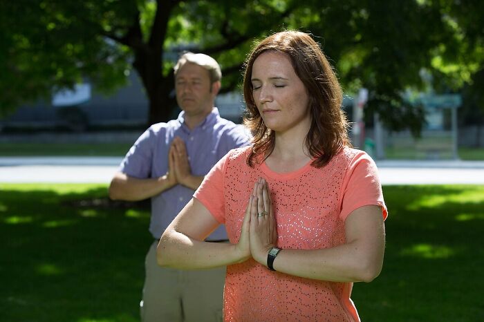 “Believe The Earth Is Pear Shaped”: 41 Lesser-Known Cults That Continue To Operate Today “Believe The Earth Is Pear Shaped”: 41 Lesser-Known Cults That Continue To Operate Today