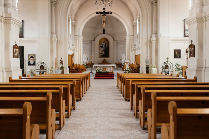 “Believe The Earth Is Pear Shaped”: 41 Lesser-Known Cults That Continue To Operate Today “Believe The Earth Is Pear Shaped”: 41 Lesser-Known Cults That Continue To Operate Today