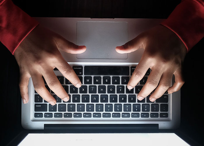67 Strange Online Mysteries That Pulled People In So Deep They Forgot About Real Life 67 Strange Online Mysteries That Pulled People In So Deep They Forgot About Real Life