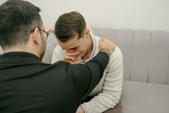 These 50 Examples Of Positive Masculinity Show That Compassion Is A Strength, Not A Weakness These 50 Examples Of Positive Masculinity Show That Compassion Is A Strength, Not A Weakness