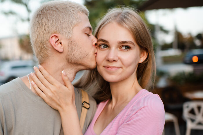 These 50 Examples Of Positive Masculinity Show That Compassion Is A Strength, Not A Weakness These 50 Examples Of Positive Masculinity Show That Compassion Is A Strength, Not A Weakness