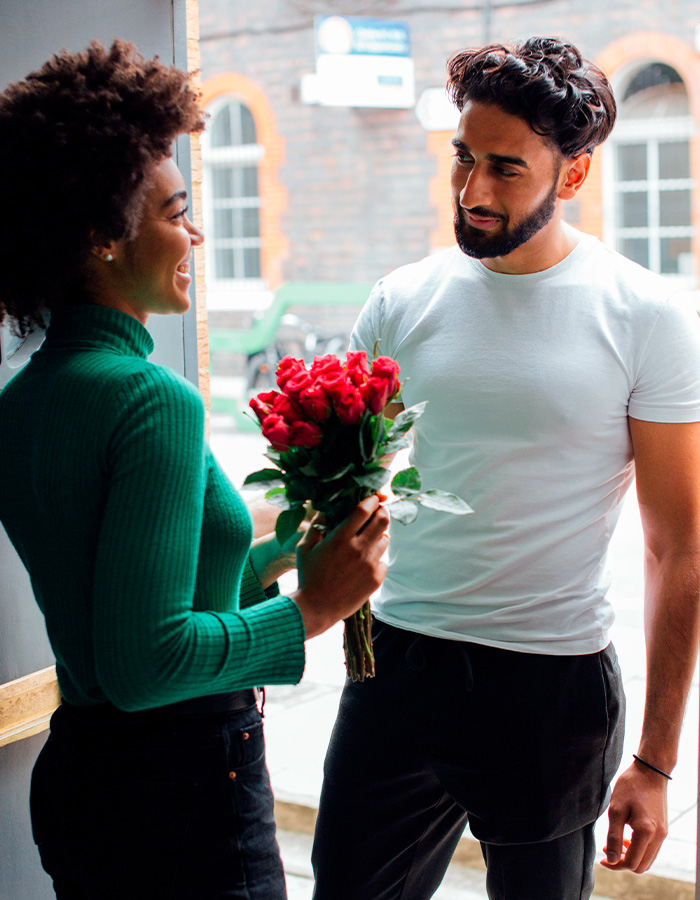 Man Shares 8 Non-Negotiables For How Men Should Treat Women, And Some Of His Rules Have People Talking Man Shares 8 Non-Negotiables For How Men Should Treat Women, And Some Of His Rules Have People Talking