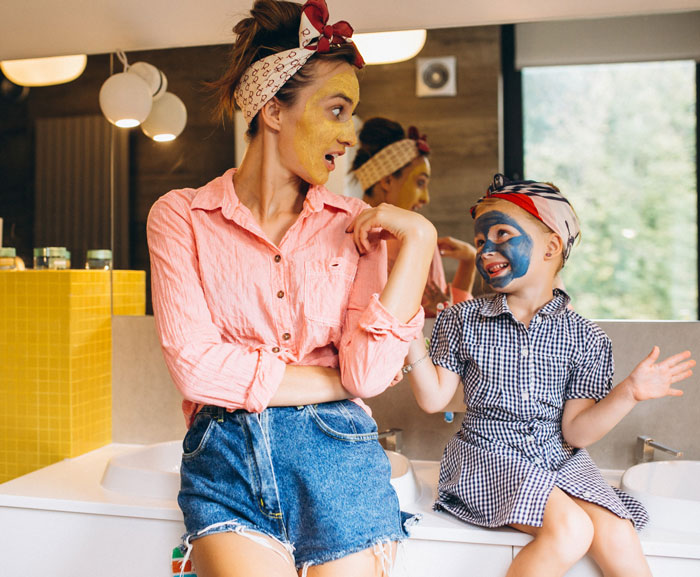 Adults Are Realizing The “Cool Parents” They Envied Growing Up Were Actually Failing Their Kids Adults Are Realizing The “Cool Parents” They Envied Growing Up Were Actually Failing Their Kids
