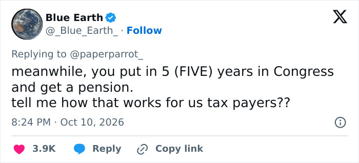 Walmart Employee Gayle Becomes Viral Poster Child For Workers’ Rage After They Discover Her Retirement Gift Walmart Employee Gayle Becomes Viral Poster Child For Workers’ Rage After They Discover Her Retirement Gift