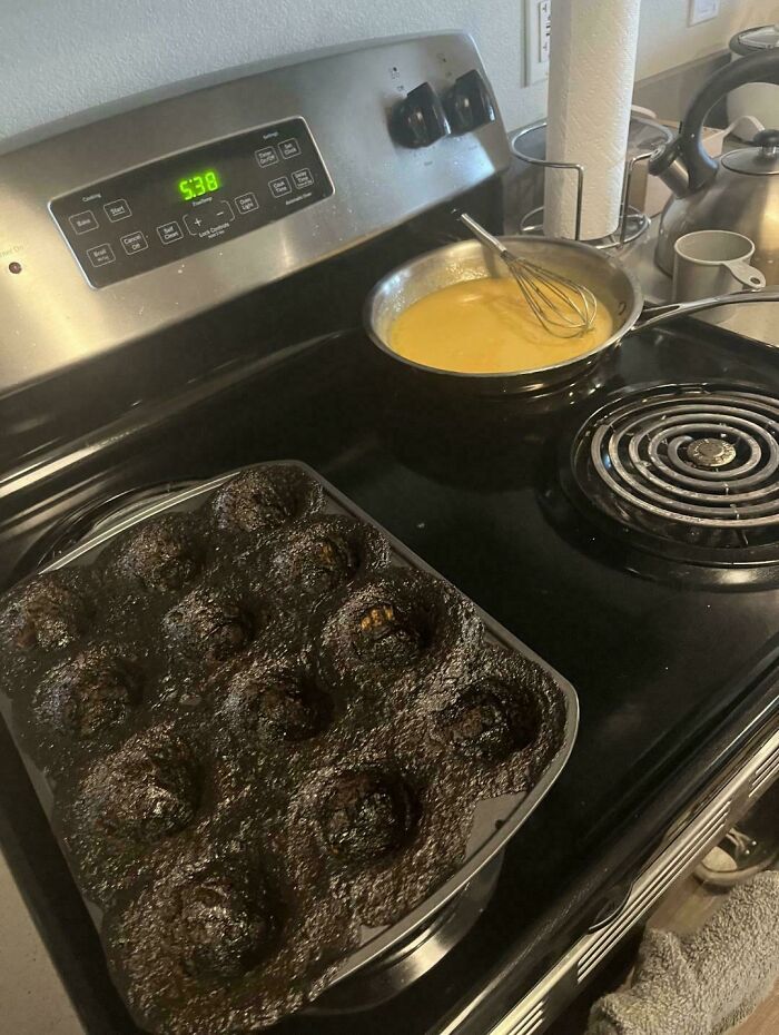 These People Tried To Make Desserts And Baked Treats But Failed Tremendously (72 New Examples)