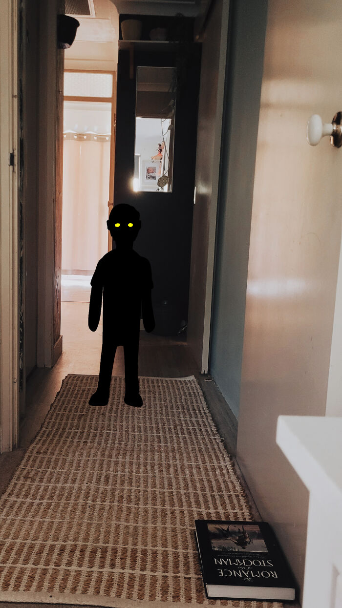 65 Creepy Photos And Stories That People Still Don’t Have A Good Explanation For 65 Creepy Photos And Stories That People Still Don’t Have A Good Explanation For