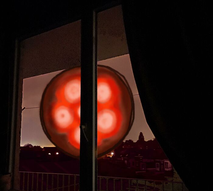 65 Creepy Photos And Stories That People Still Don’t Have A Good Explanation For 65 Creepy Photos And Stories That People Still Don’t Have A Good Explanation For