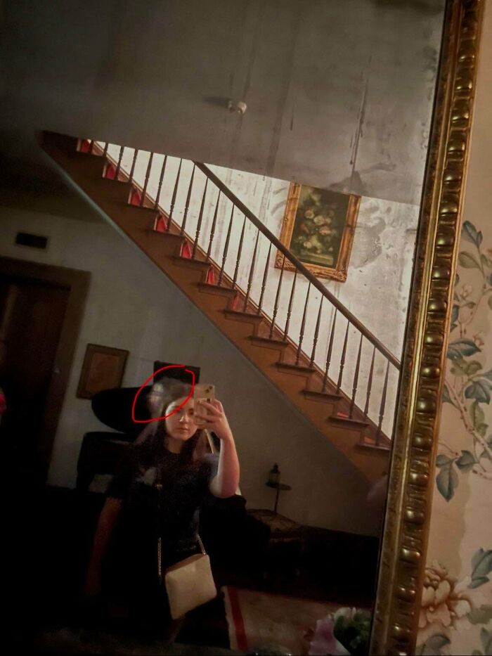 65 Creepy Photos And Stories That People Still Don’t Have A Good Explanation For 65 Creepy Photos And Stories That People Still Don’t Have A Good Explanation For
