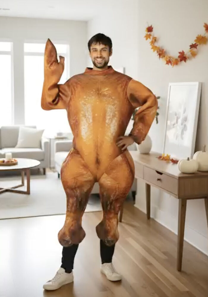 25 Low-Effort Halloween Costumes That Could Still Secure A Win At The Costume Contest
