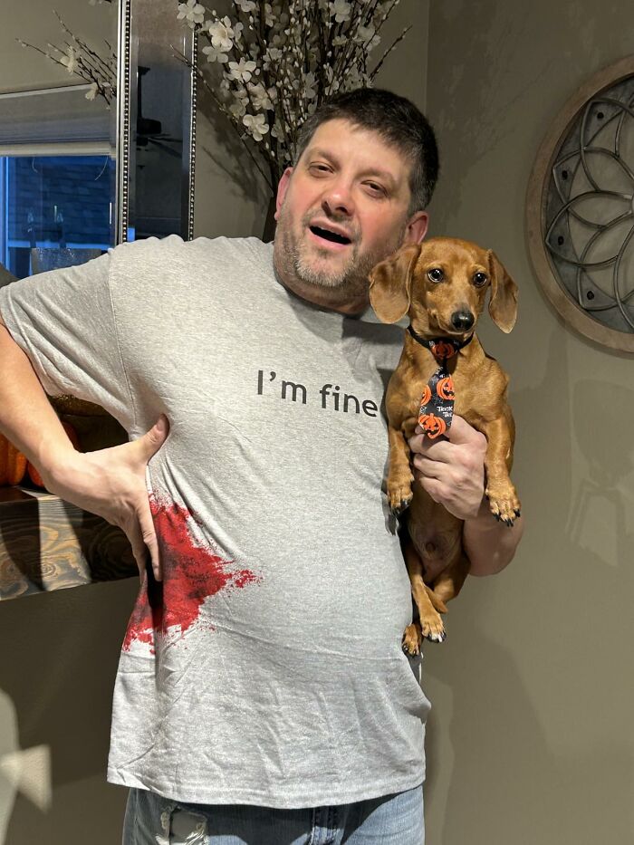25 Low-Effort Halloween Costumes That Could Still Secure A Win At The Costume Contest