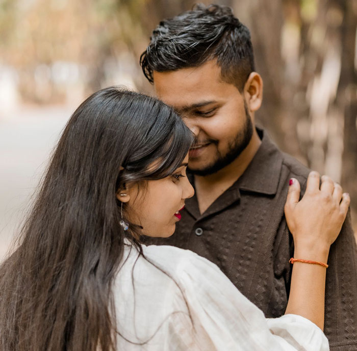 Guy Announces His Engagement Expecting Congrats, His Friends Give Him Reasons To Uninvite Them Instead