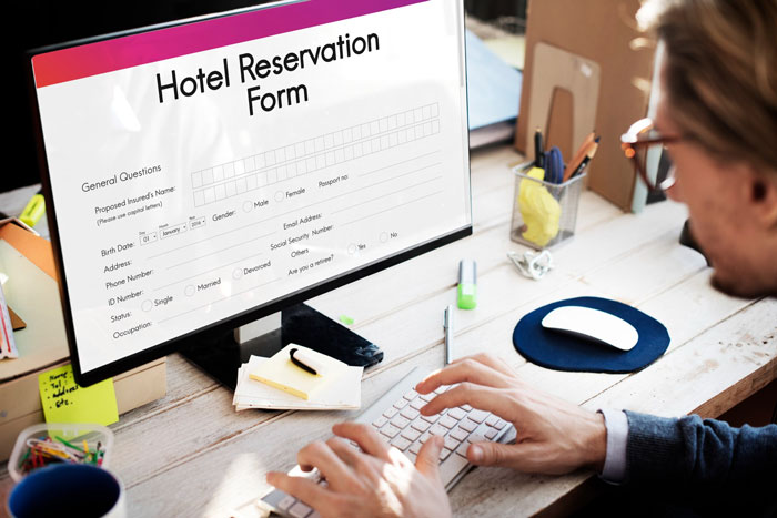 Guy Books A Hotel Room With His Mistress, Forgets His Wife Can See The Bill And Blames The Staff