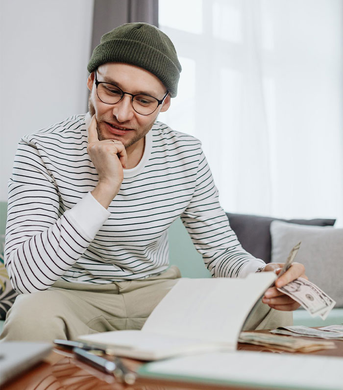Guy Clears Out $30K of Debt On A $31K Salary, Claims It Was All Thanks To The &ldquo;Avalanche Method&rdquo;
