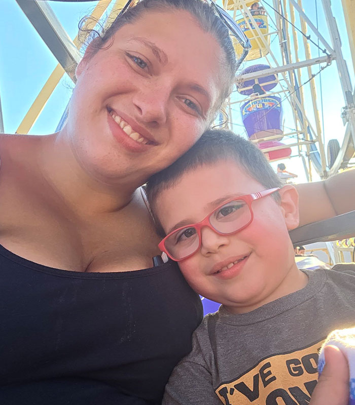 Mom Stabs Family In Fatal Attack At Popular Family Resort, Stepmom Now Reveals The Warning Sign No One Caught