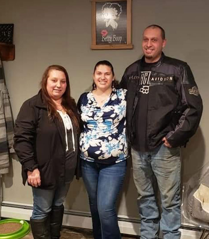 Mom Stabs Family In Fatal Attack At Popular Family Resort, Stepmom Now Reveals The Warning Sign No One Caught