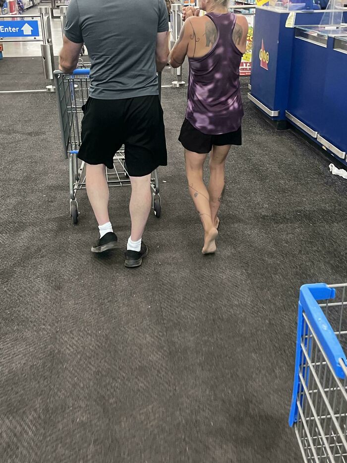 Walmart Is Its Own Little Ecosystem And These 70 Local Residents Are Truly Bizarre Specimens Walmart Is Its Own Little Ecosystem And These 70 Local Residents Are Truly Bizarre Specimens