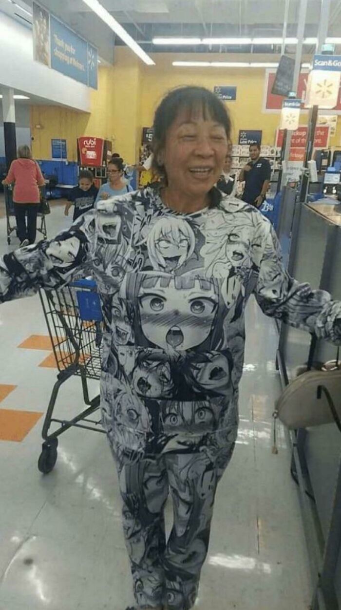 Walmart Is Its Own Little Ecosystem And These 70 Local Residents Are Truly Bizarre Specimens Walmart Is Its Own Little Ecosystem And These 70 Local Residents Are Truly Bizarre Specimens