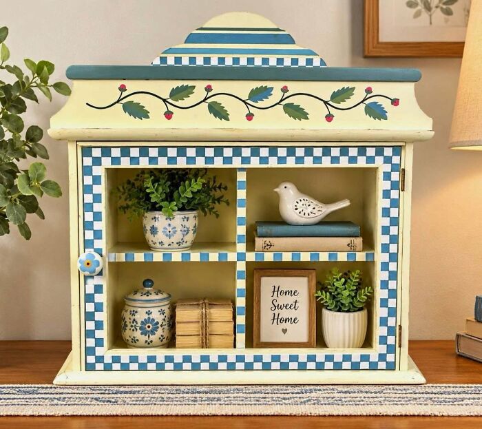 84 Amazing Thrift Store Finds That Might Make Your Inner Grandma Happy