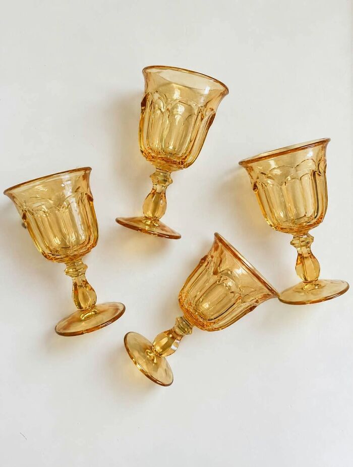 84 Amazing Thrift Store Finds That Might Make Your Inner Grandma Happy