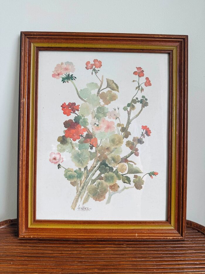 84 Amazing Thrift Store Finds That Might Make Your Inner Grandma Happy