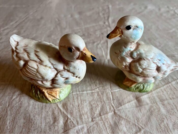 84 Amazing Thrift Store Finds That Might Make Your Inner Grandma Happy