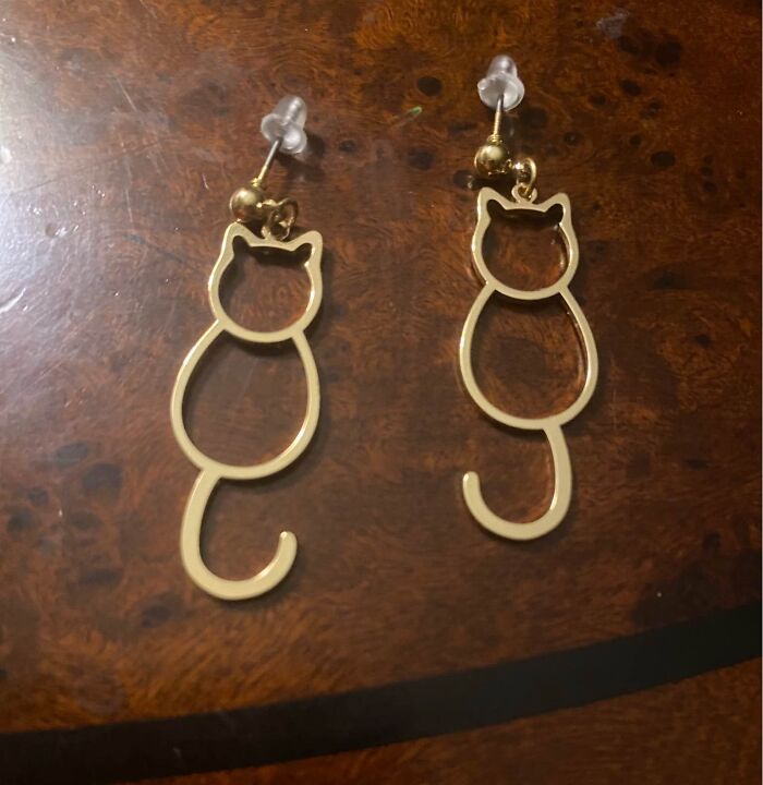 84 Amazing Thrift Store Finds That Might Make Your Inner Grandma Happy