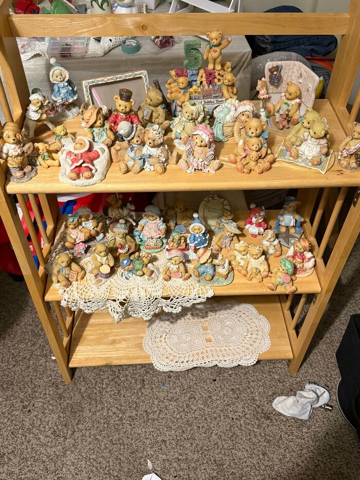 84 Amazing Thrift Store Finds That Might Make Your Inner Grandma Happy