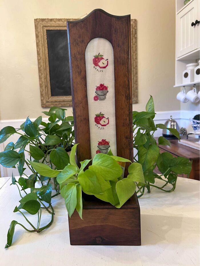 84 Amazing Thrift Store Finds That Might Make Your Inner Grandma Happy