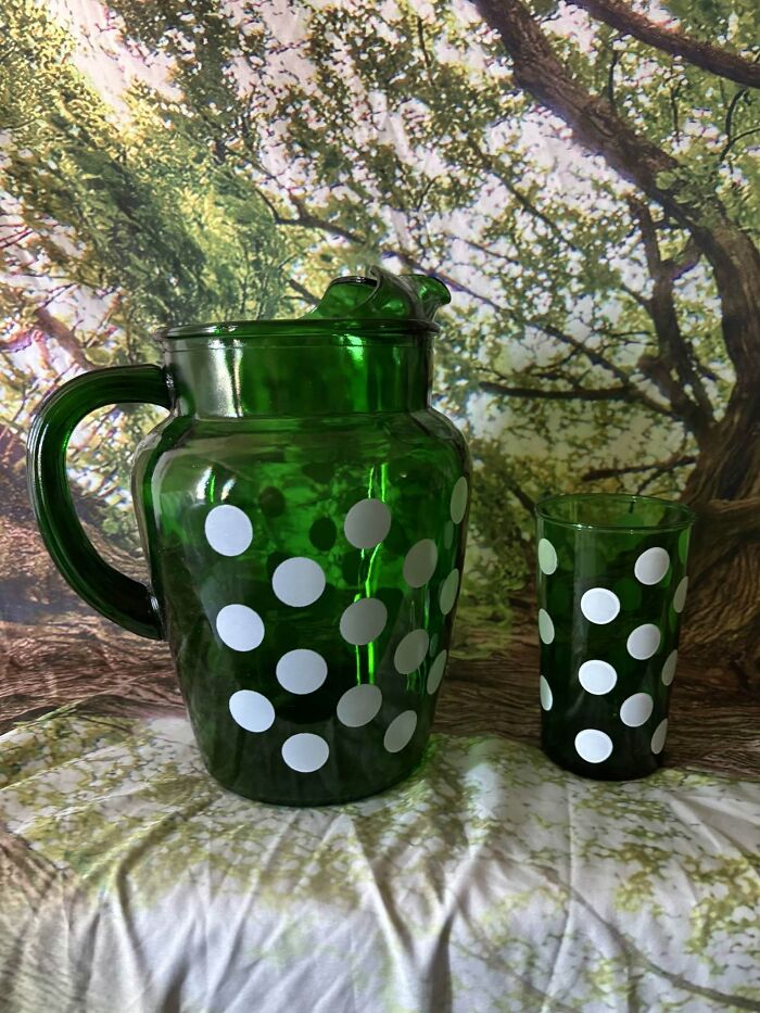 84 Amazing Thrift Store Finds That Might Make Your Inner Grandma Happy