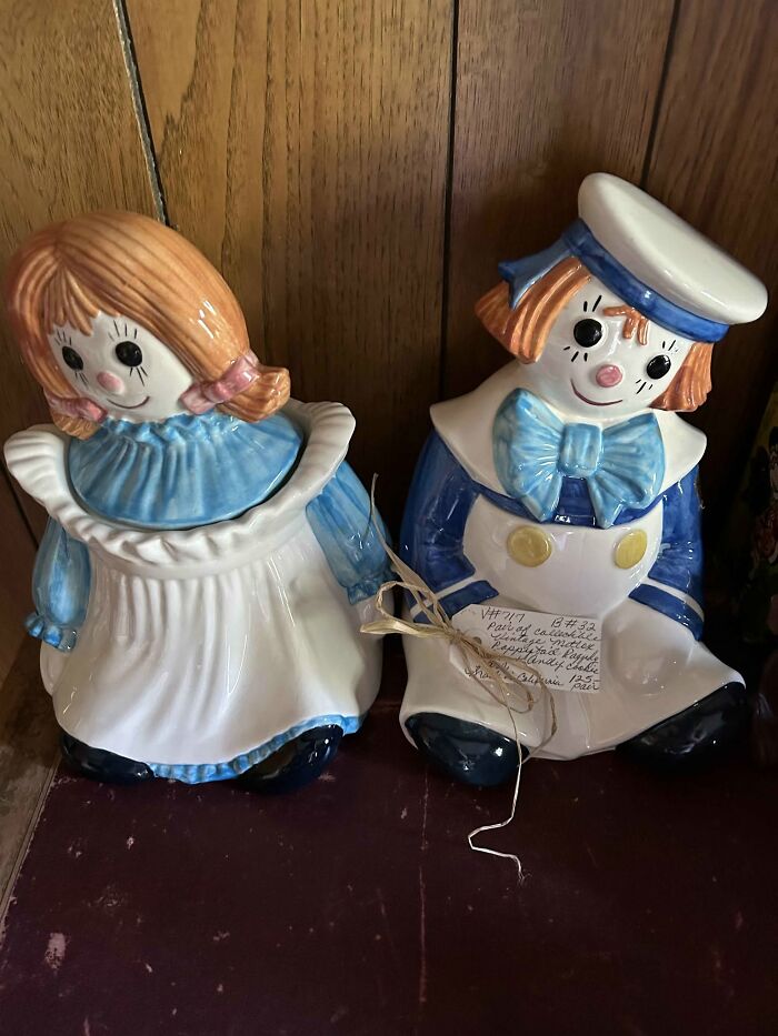 84 Amazing Thrift Store Finds That Might Make Your Inner Grandma Happy
