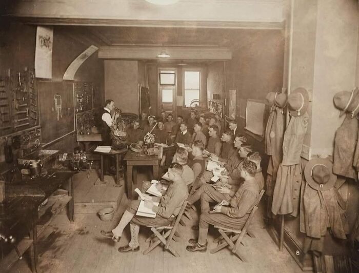 84 Rare Historical Photos That Show A Side Of The Past Most People Never Get To See 84 Rare Historical Photos That Show A Side Of The Past Most People Never Get To See