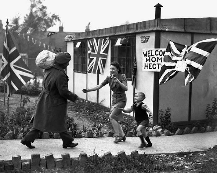 84 Rare Historical Photos That Show A Side Of The Past Most People Never Get To See 84 Rare Historical Photos That Show A Side Of The Past Most People Never Get To See