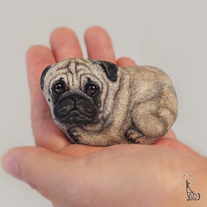 Japanese Artist Transforms Ordinary Stones Into Adorable Dogs With Incredible Detail (30 Pics)