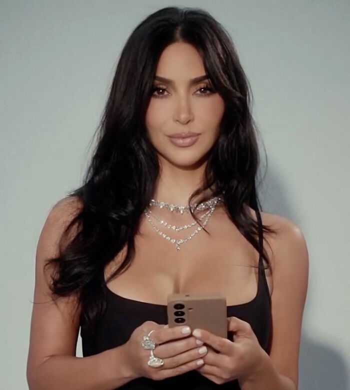 Kim Kardashian&rsquo;s Photos Of Her Daughter And Nieces In Matching &ldquo;Inappropriate&rdquo; Outfits Draw Fierce Backlash