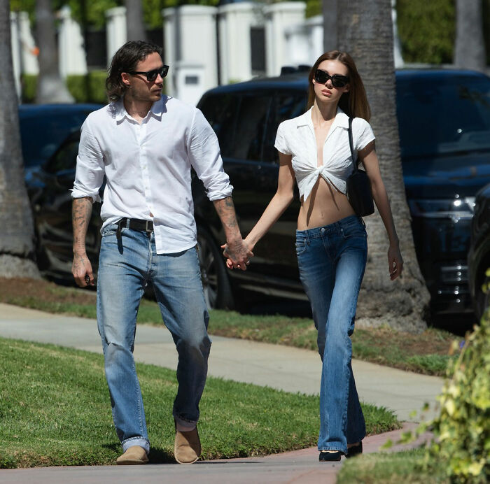 “Victoria Was Right”: Many Notice Same Thing As Nicola And Brooklyn Beckham Step Out Days After Marriage Scrutiny “Victoria Was Right”: Many Notice Same Thing As Nicola And Brooklyn Beckham Step Out Days After Marriage Scrutiny