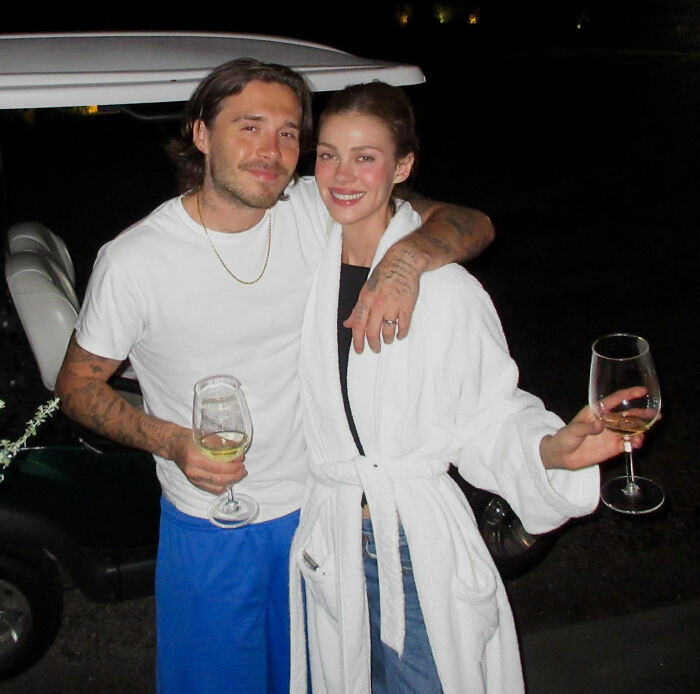 “Victoria Was Right”: Many Notice Same Thing As Nicola And Brooklyn Beckham Step Out Days After Marriage Scrutiny “Victoria Was Right”: Many Notice Same Thing As Nicola And Brooklyn Beckham Step Out Days After Marriage Scrutiny