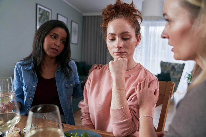 Thanksgiving Turns Into Screamfest After Immature Brother Drives Sister To Snap Back At His Tantrum Thanksgiving Turns Into Screamfest After Immature Brother Drives Sister To Snap Back At His Tantrum
