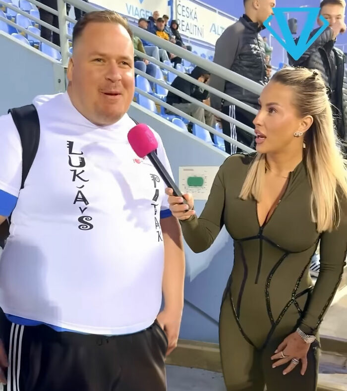 Coach’s Awkward Interview Makes Waves After He Goes To Incredible Lengths To Avoid Eye Contact With Reporter Coach’s Awkward Interview Makes Waves After He Goes To Incredible Lengths To Avoid Eye Contact With Reporter